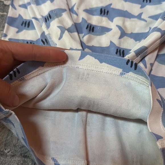 Hanna Andersson 100% organic cotton size 6-7 Shark Print Kids Shirt - Blue - Picture 2 of 4